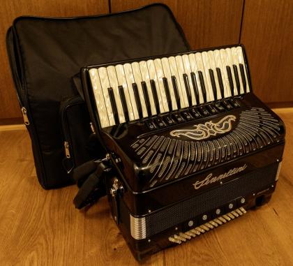 Serenellini Piano-Akkordeon Imperator IV 96 mit Cassotto fast neu