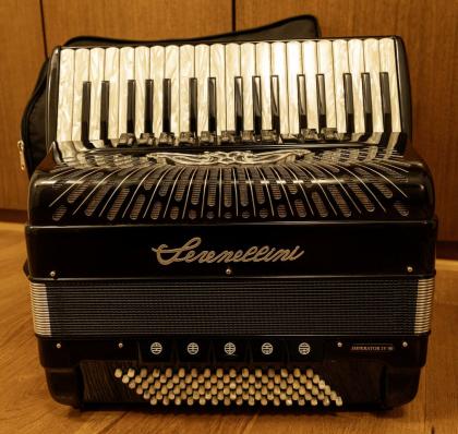 Serenellini Piano-Akkordeon Imperator IV 96 mit Cassotto fast neu